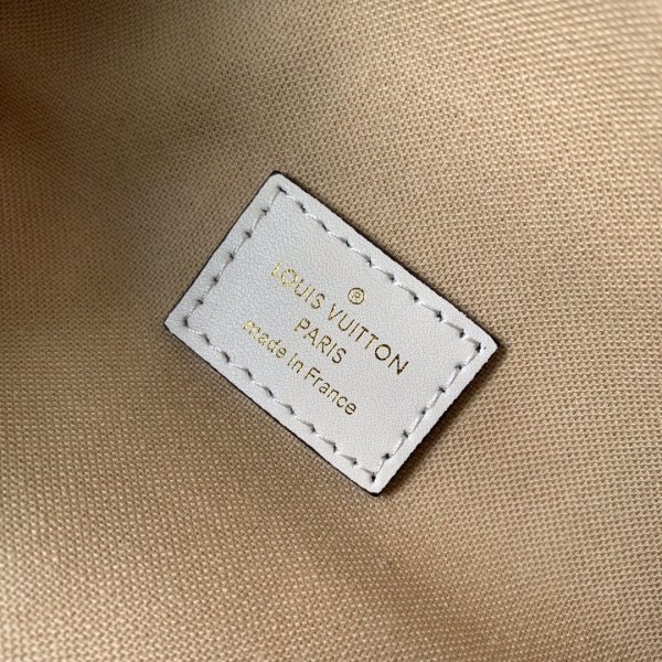 Fake Louis Vuitton Giant Monogram Bumbag M44611 Bag Dola Louis Vuitton 143311