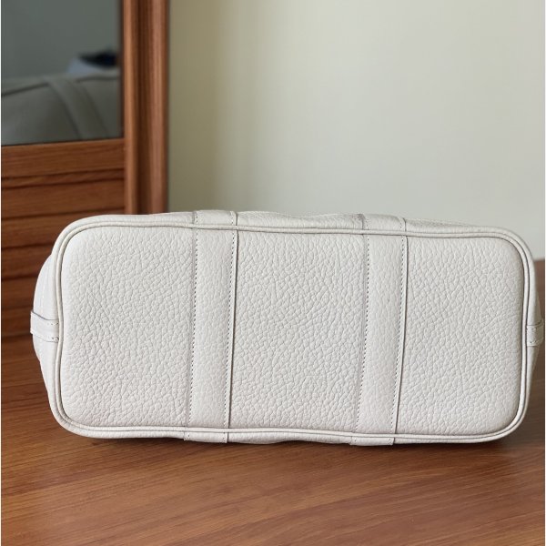 Replica hermes High Quality garden party 30 Off-white Bag Dola Hermes 05760